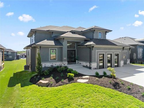 16932 Parkhill St, Overland Park, KS, 66221-2565 | Card Image