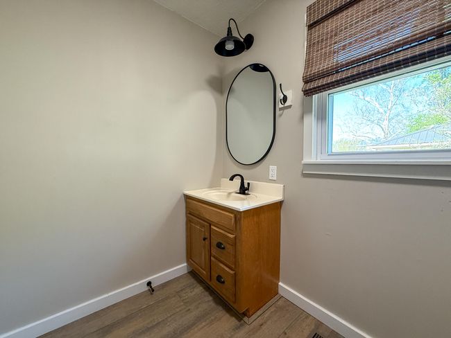 Bathroom | Image 29
