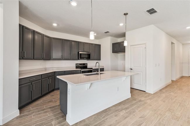 764 Rioja Dr, House other with 4 bedrooms, 2 bathrooms and null parking in MINNEOLA FL | Image 6