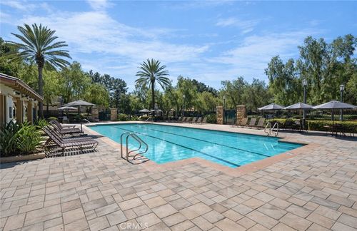 2405 Crescent Oak, Irvine, CA, 92618-4012 | Card Image