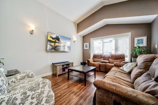 78 Riverine Lane W, Home with 5 bedrooms, 3 bathrooms and 4 parking in Lethbridge AB | Image 14