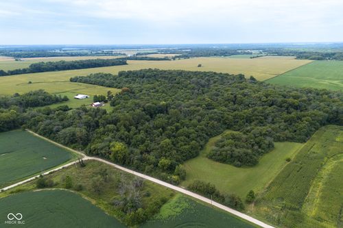 444 N Dry Run Rd, Veedersburg, IN, 47987-8263 | Card Image