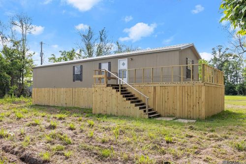 47493 Highway 22, Saint Amant, LA, 70774-4406 | Card Image