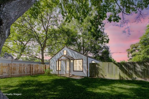 607 Speed St, Wharton, TX, 77488-4127 | Card Image