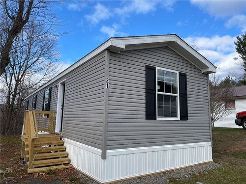 21 Locust Dr, Hornell, NY, 14843-9310 | Card Image