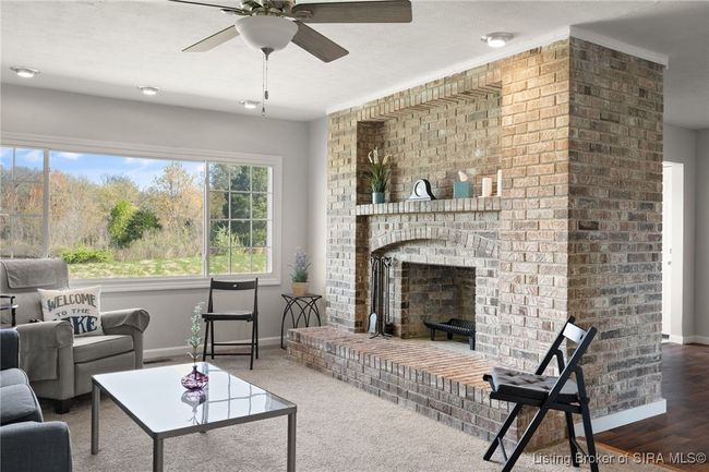 1110 W Helton Rd, Home with 3 bedrooms, 3 bathrooms and null parking in Scottsburg IN | Image 16