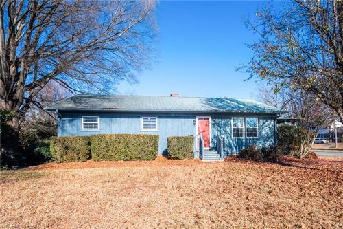 3500 Westfield St, High Point, NC, 27265-2110 | Card Image