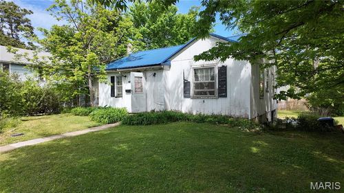 104 S Jackson Street, Salem, MO, 65560 | Card Image