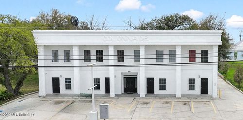 1-212 E Second St, Pass Christian, MS, 39571-4459 | Card Image