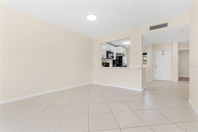 dining / living area | Image 8
