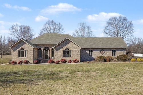 145 Franklin Heights Dr, Winchester, TN, 37398-4670 | Card Image
