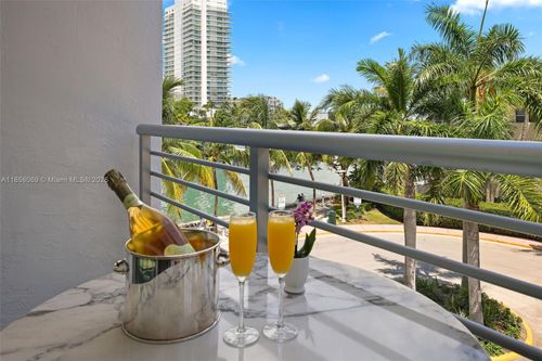 apt-403-1450 Lincoln Rd, Miami Beach, FL, 33139-2115 | Card Image