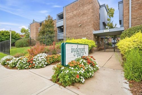 6-4056 Warwick Blvd, Kansas City, MO, 64111-1646 | Card Image