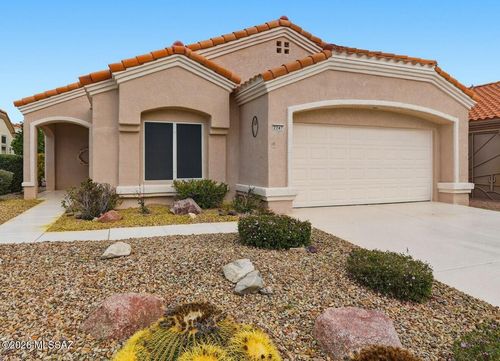 2247 E Jonquil St, Oro Valley, AZ, 85755-7161 | Card Image