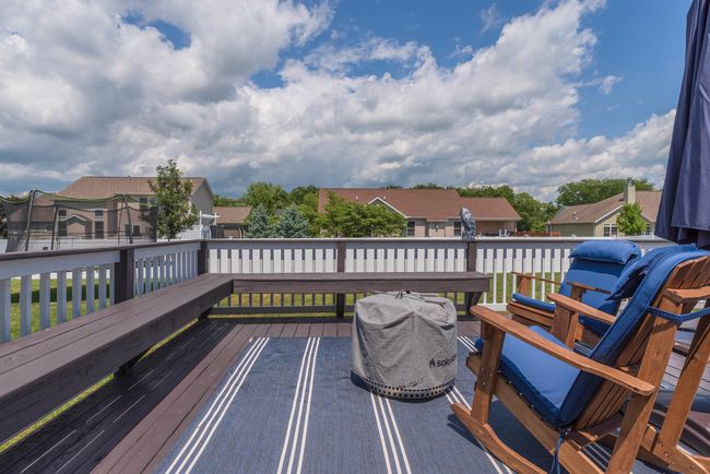 1619 W Meadowlark Dr, Home with 3 bedrooms, 3 bathrooms and null parking in Pontiac IL | Image 40