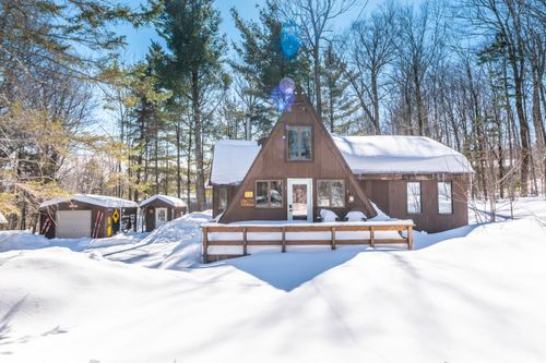 13 Yodeling Ln, West Dover, VT, 05356 | Card Image