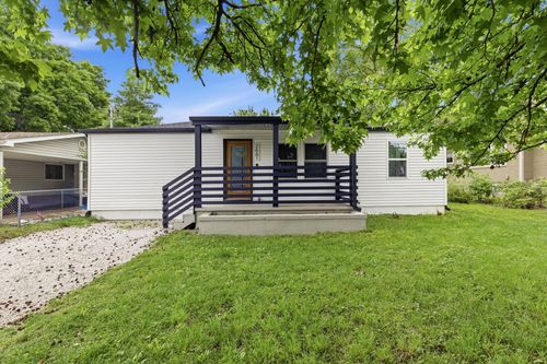 2661 E Division St, Springfield, MO, 65803-5227 | Card Image