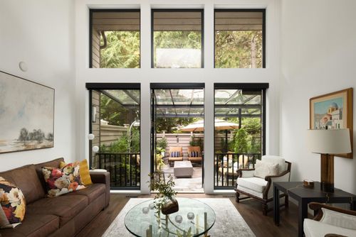 4005 Vine St, Vancouver, BC, V6L3C1 | Card Image