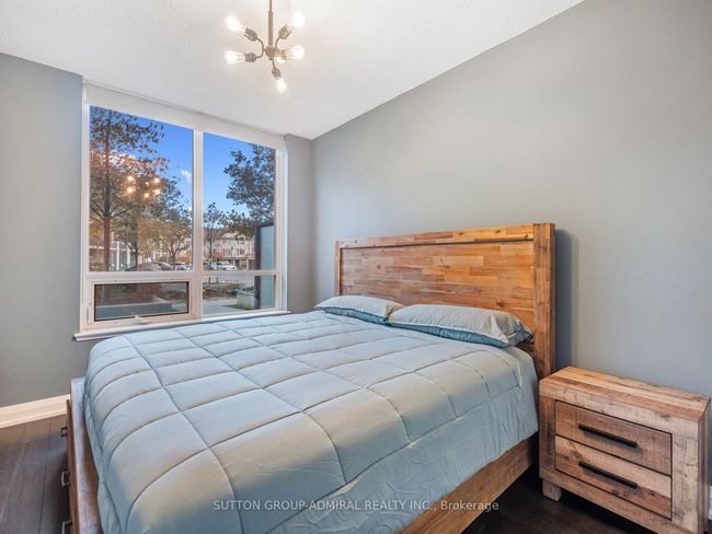 114 - 85 N Park Rd, Condo with 3 bedrooms, 2 bathrooms and 1 parking in Vaughan ON | Image 9