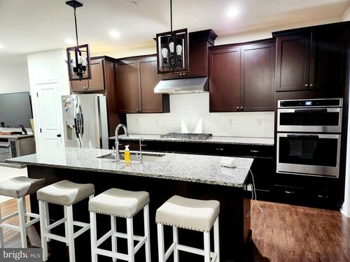 12 Sassafras Ln, CHESTER SPRINGS, PA, 19425-9573 | Card Image