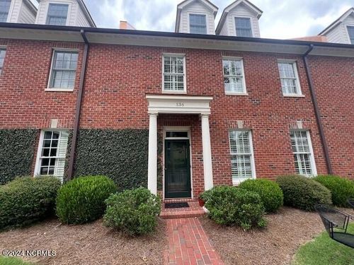 136 Washington St, Washington, NC, 27889-4852 | Card Image