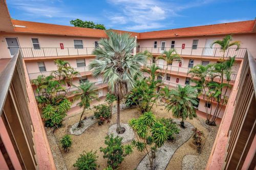 406-2851 Somerset Drive, Lauderdale Lakes, FL, 33311 | Card Image