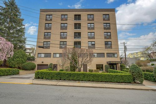 2c-2 Park Avenue, Eastchester, NY, 10709 | Card Image