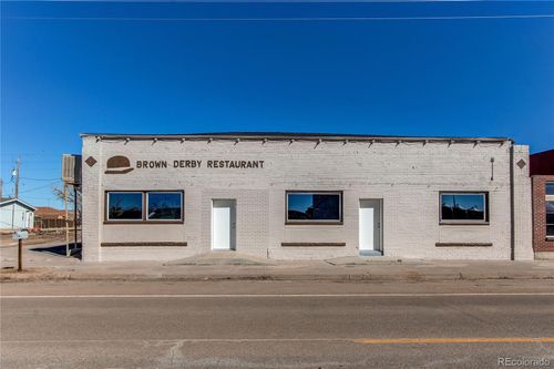 618 1st Ave, Deer Trail, CO, 80105-8067 | Card Image