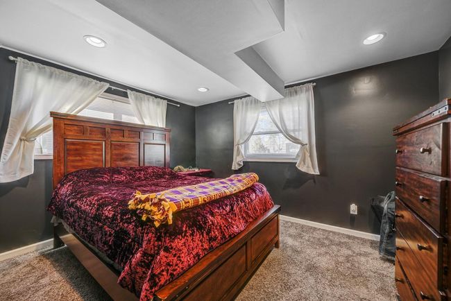 32 Bedroom 3_lower | Image 30