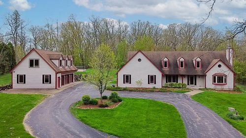 16995 W Small Road, New Berlin, WI, 53151 | Card Image