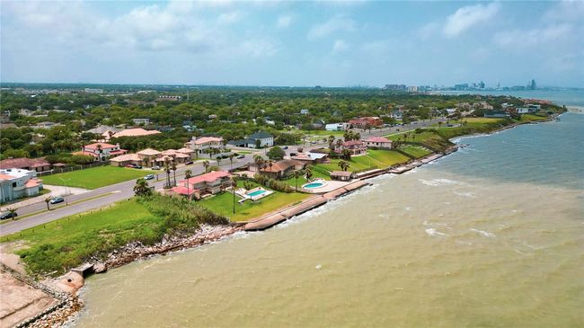 3645 Ocean Dr, Home with 0 bedrooms, 0 bathrooms and null parking in Corpus Christi TX | Image 11