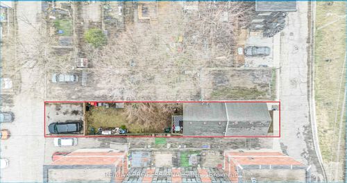 220 Main St, Toronto, ON, M4E2W1 | Card Image