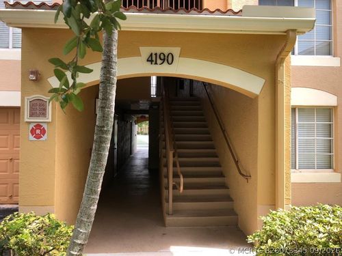 105-4190 San Marino Blvd, West Palm Beach, FL, 33409-8628 | Card Image