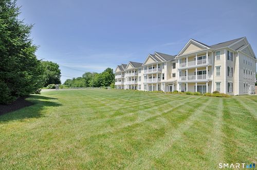 113-113 Center Meadow Ln, Danbury, CT, 06810-1505 | Card Image