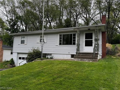 739 Western Dr, Wooster, OH, 44691-2733 | Card Image