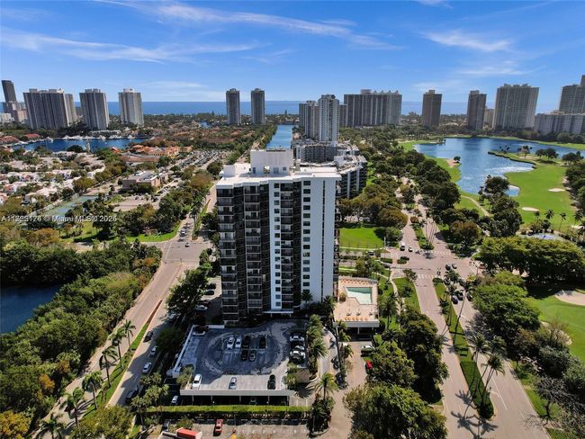 APT-1102 - 3375 N Country Club Dr, Condo with 2 bedrooms, 2 bathrooms and null parking in Aventura FL | Image 24