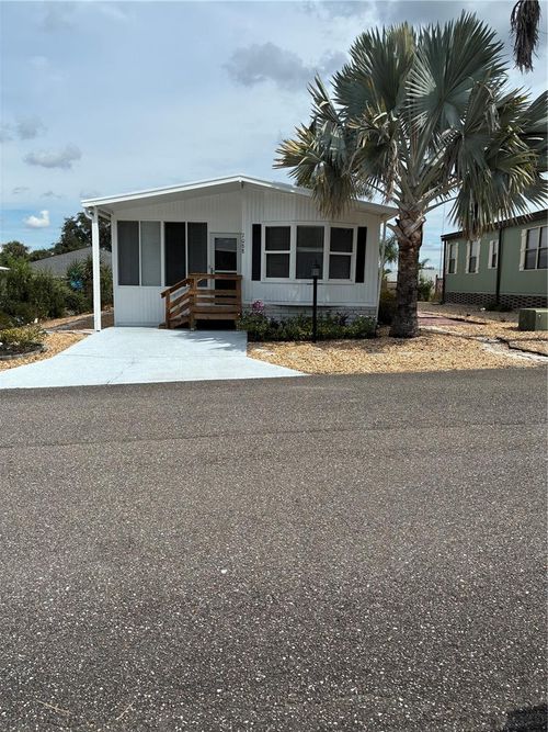 7088 Tamarind Dr, LAKE WALES, FL, 33898-9615 | Card Image