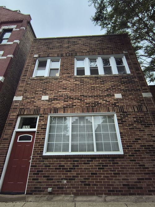 2-1532 W 19th Street, Chicago, IL, 60608 | Card Image