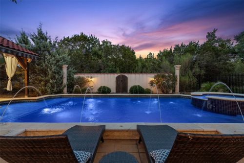 201 Cowal Dr N, Spicewood, TX, 78669-2071 | Card Image