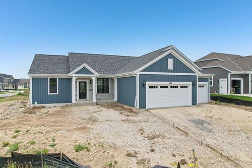 N174W20633 Laurel Springs Circle, Jackson, WI, 53037 | Card Image