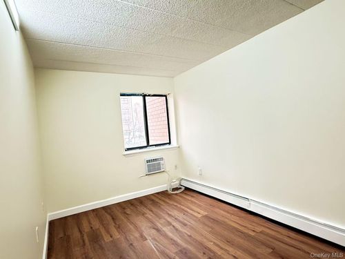 204-14468 38th Ave, Flushing, NY, 11354-5902 | Card Image