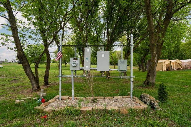 Electricity is on the property | Image 20