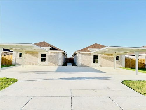 912 W Kohala Ave, Alton, TX, 78573-1889 | Card Image