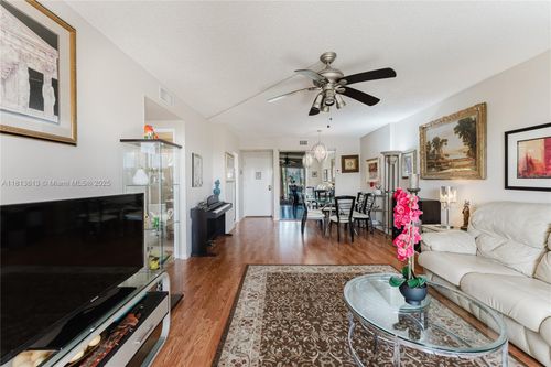 apt-505-4330 Hillcrest Dr, Hollywood, FL, 33021-7981 | Card Image