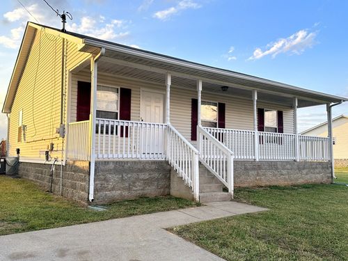 202 Jenna Ave, Oak Grove, KY, 42262-8257 | Card Image