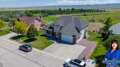 625 Grove Street, House other with 5 bedrooms, 3 bathrooms and null parking in Glenrock WY | Image 3