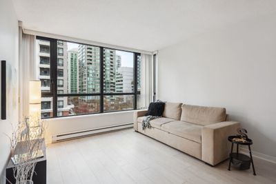 904 - 977 Mainland St, Condo with 1 bedrooms, 1 bathrooms and 1 parking in Vancouver BC | Image 2