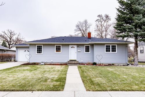 1731 Elm Street N, Fargo, ND, 58102 | Card Image