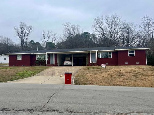 901 &amp; 902 S Moose Street, Morrilton, AR, 72110 | Card Image