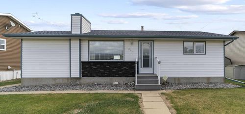 5317 48 St, Daysland, AB, T0B1A0 | Card Image